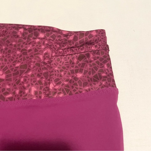 Lululemon Real Quick Run Crop Regal Plum Size 4 - Picture 3 of 16